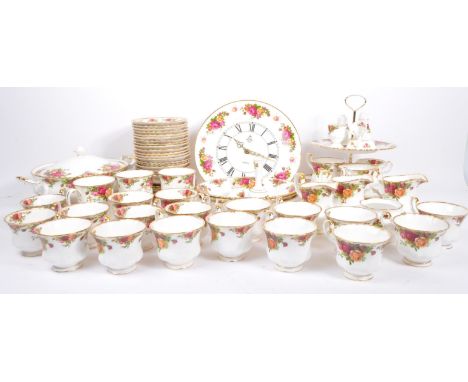 Royal Albert - Old Country Roses - A large extensive vintage 20th century Royal Albert Old Country Roses bone china tea and d