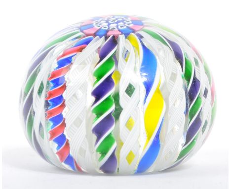 Perthshire - Stuart Drysdale - A vintage 20th century circa 1990s glass paperweight by Simon Drysdale for Perthshire Glass. T