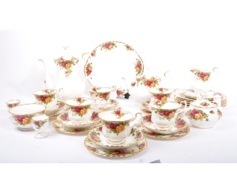 Royal Albert - Old Country Roses - A vintage 20th century Royal Albert Old Country Roses bone china tea and dinner service co