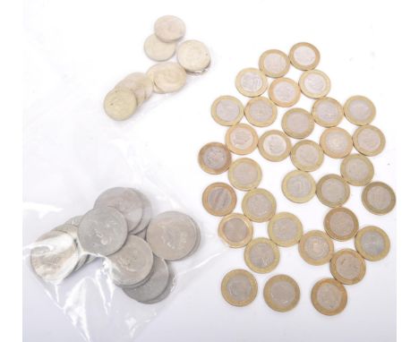 A sizeable collection of UK circulated coins to include Crowns, £5 coins and £2 coins as follows:-   Crowns / £5 coins:  1965