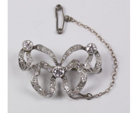 Edwardian diamond bow brooch millegrain set in platinum 3.5cm approx 8gm Condition Report Click here for further images, cond