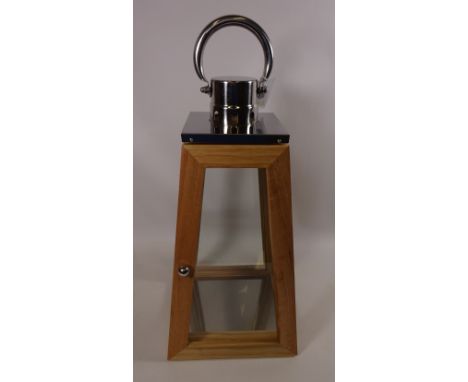 Light wood and metal pyramid table lantern, H56cm Condition Report Click here for further images, condition, auction times & 