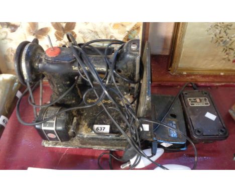 A vintage Singer 221K Featherweight sewing machine, with 1951 blue band Centennial badge - no case and condition poor