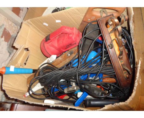 A box quantity of tools including handsaws, etc.
