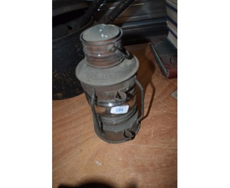 A vintage nautical lamp labelled 'Anchor'.
original burner included, good condition.