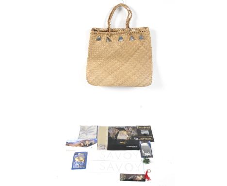 Lord of the Rings: The Return of the King gift goody bag. Including Games Workshop figures, a collector's the one costume rin