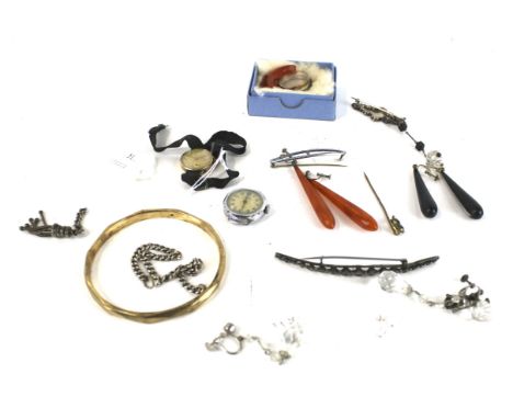 A collection of early 20th century and later jewellery including a lady's 9ct gold cased round wrist watch. Circa 1949; a rol