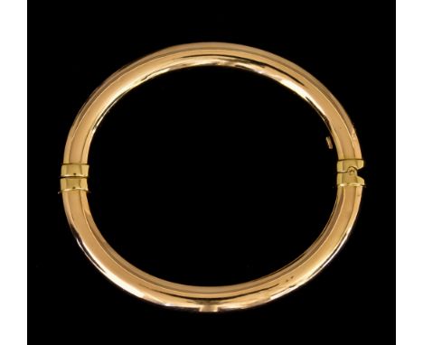 A 9ct Gold Stiff Bracelet, 80mm external diameter, gross weight 17.5gThe bangle presents in good overall condition showing we