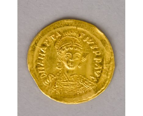 An Early Byzantine Gold Solidus of Anastasius I Dicorus (491 &ndash; 518) Constantinople, 4.2g, fine/very fineThe reverse and