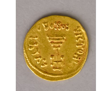 An Early Byzantine Gold Solidus of Constans II (641-668) Constantinople, 4.4g, fine/very fineTo the obverse and reverse there