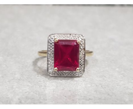 9ct yellow gold created ruby and 4 diamond cluster ring size p 4.2g gross