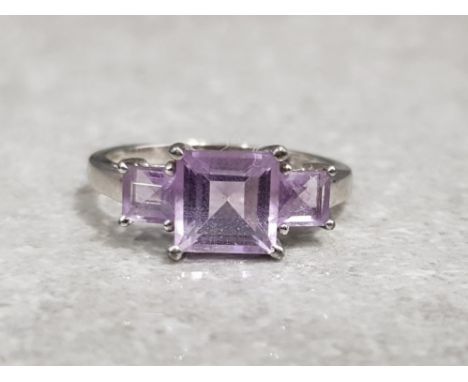 Silver 3 stone amethyst ring size p 2.2g gross