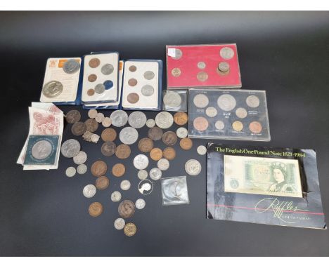 Coins: a small collection of UK coins and bank notes; to include a few silver examples. 