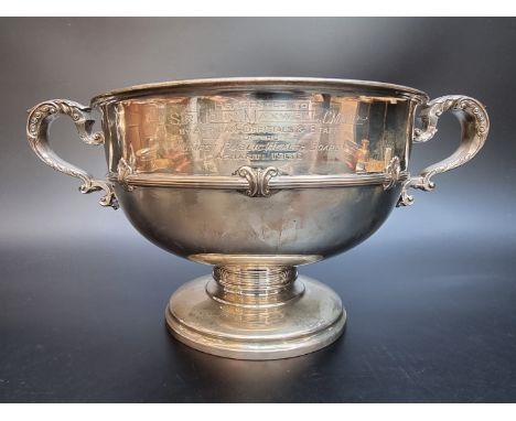 A large Scottish silver twin handled pedestal bowl, by&nbsp;Hamilton &amp; Inches, Edinburgh 1921, 26cm diameter, 1770g. Prov
