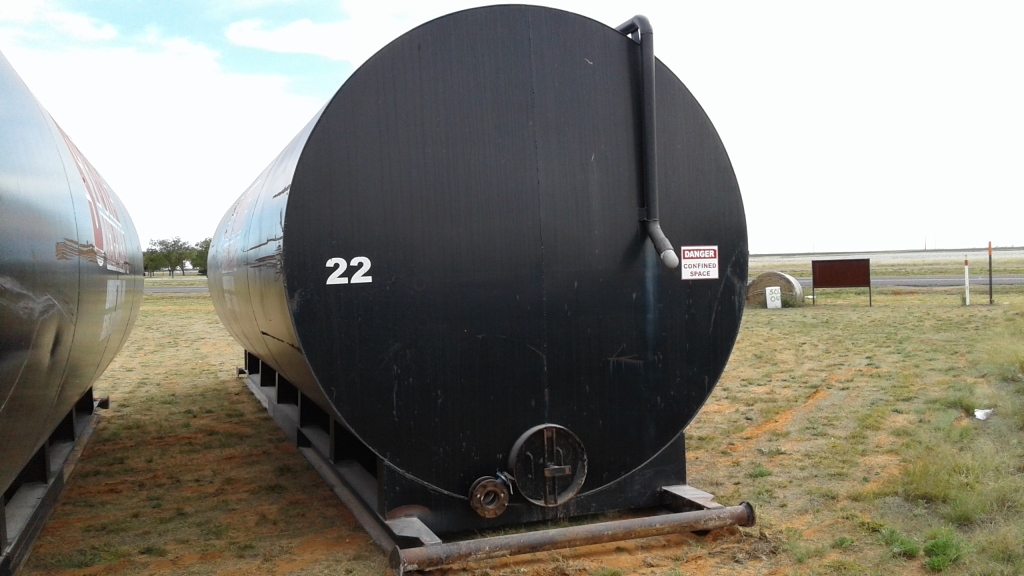 2007-j-cap-500bbl-frac-tank-round-bottom-skid-mounted-manifold-s-sr009