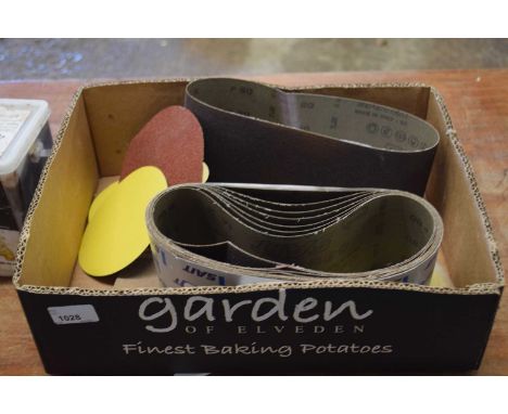 Mixed lot of sandpaper for various tools, belts, discs etc