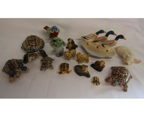 Beswick ducks, Wade tortoises and whimsies, Royal Adderley 'floral' bird and unmarked pig and tortoises&nbsp;