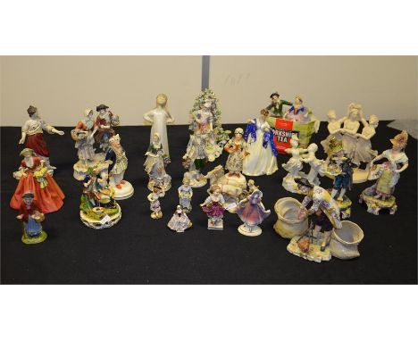 Twenty four various figurines, including Vienna, Lladro, Berlin and Worcester. Various damages. (24)