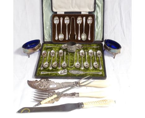 A cased Sheffield plate teaspoon and preserve spoon set, in fitted case, by Slater Brothers, a Sheffield plate cased set of t