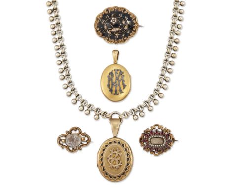 A group of 19th century jewellery,&nbsp;comprising: a silver gilt collar with gilt locket with applied initials; a gilt oval 