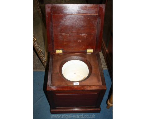 A Mahogany box Commode having front raised and fielded panel, 16" x 15 1/4" deep x 17" high (finished), but no internal lid.
