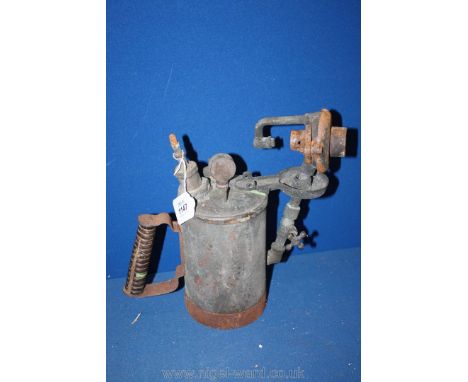 A large vintage brass Blow Lamp - the ''Smaragdin'' by G. BARTHEL.