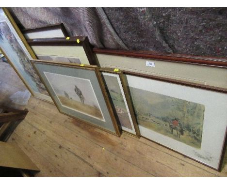 A collection of hunting, racing and other prints