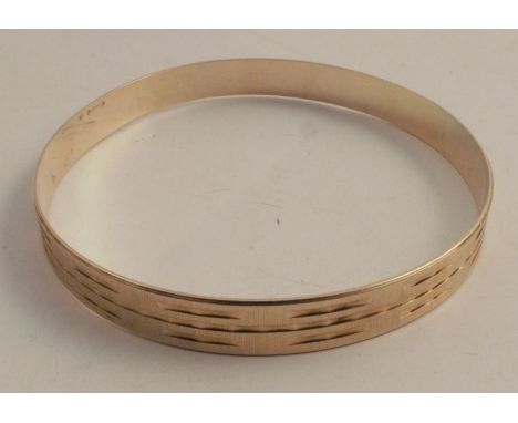 A 9ct gold bangle, weight weight 12g