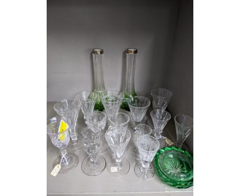 A group of 19th and 20th century glassware to include sherry glasses, Victorian green vase and a green glass ashtray, a cake 