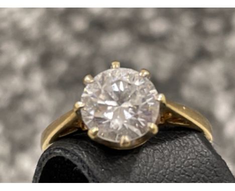 Ladies 9ct gold CZ solitaire ring. Size L 1.8g