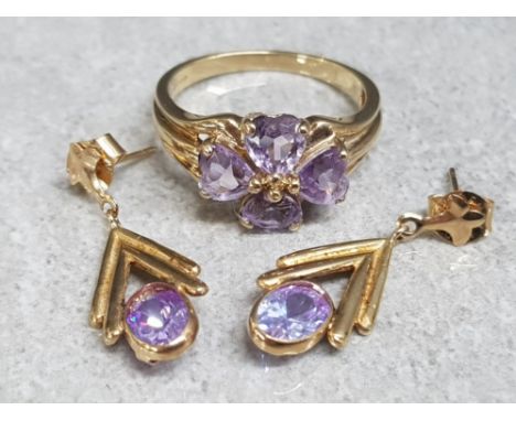 9ct yellow gold and purple stone heart ring &amp; earring 3 piece set, ring size M, 4.1g gross