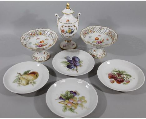 Various porcelain, comprising a modern Caverswall bone china vase, with compressed gilt lined lid with acorn finial, the main