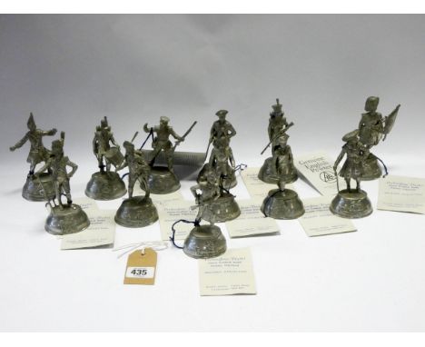 Twelve historical miniature pewter soldiers of the British Army, tallest measures 12 cms 