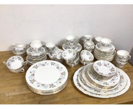 A part Paragon Enchantment pattern dinner service, including six dinner plates (27cm), seven soup bowls, saucers, side plates