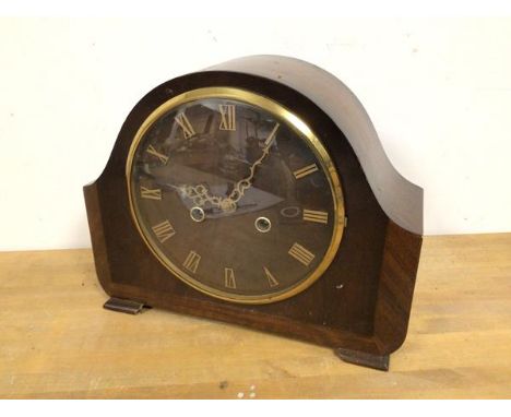 A Smiths of Enfield tambour style mantel clock (24cm x 30cm x 12cm)