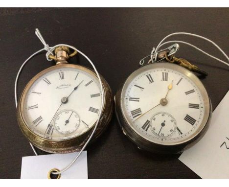 A Victorian silver cased pocket watch with white enamel dial,  Roman chapter ring and subsidiary seconds aperture (dial: 4.5c