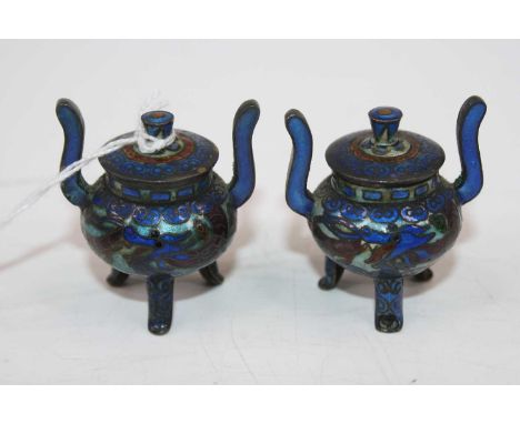 A pair of Chinese miniature cloisonne enamel censers, h.4cm