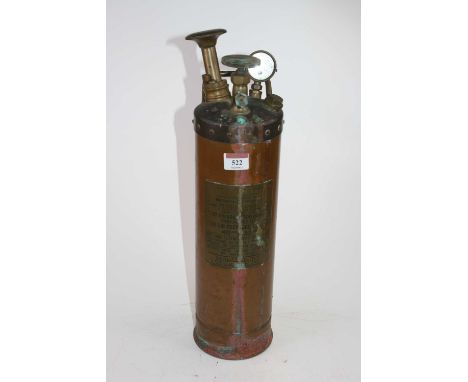 A vintage copper minimax fire extinguisher, h.47cm 