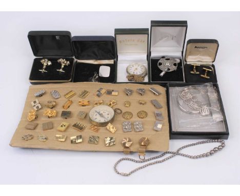 A collection of silver and costume jewellery, to include white metal hinged bangle stamped 925, gent's cufflinks, silver case