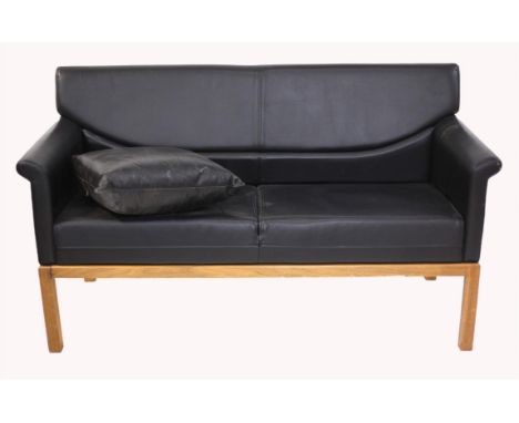 20th century walnut and black leather upholstered Harcourt range suite by Ben Dawson, comprising sofa and two armchairs on sq