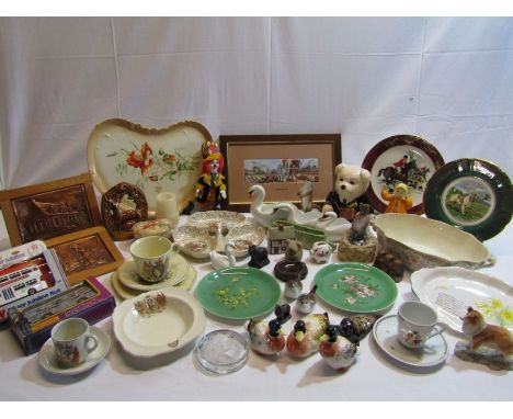 Collection of items to include Dinky Jubilee bus, Coronation ware, ornaments, pictures, plates etc