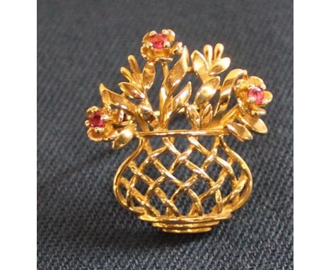 9ct gold vase of flowers brooch with ruby flowers marked PAL (2.81g)