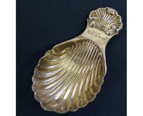 Silver shell bowl caddy spoon, London 1972 0.71ozt