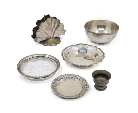 6 different objects made of silver, all signed., one vessel combined with glass The weight of the items does not include the 