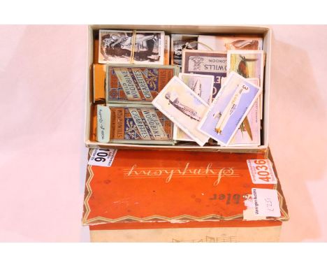Box containing a small collection of vintage cigarette cards. P&amp;P Group 1 (£14+VAT for the first lot and £1+VAT for subse