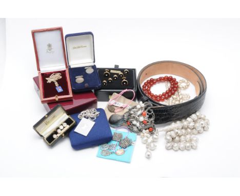 
	
		Y&nbsp;A collection of various silver jewellery and costume jewellery, to include a silver pendant enamelled with a boy,