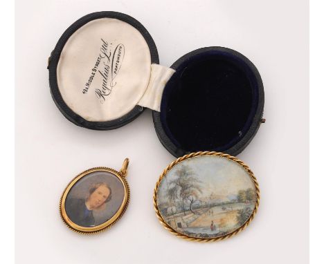 
	
		Y&nbsp;A late Victorian glazed locket, circa 1880, the oval gold locket with glazed panels front and verso, within a rop