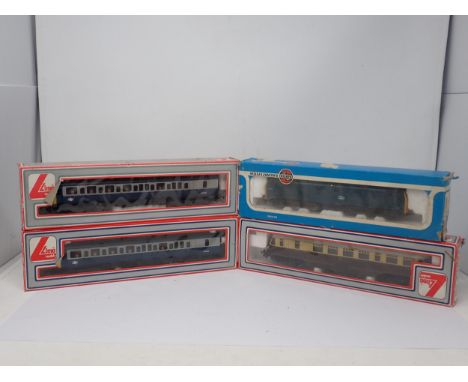 A boxed Lima 00 gauge DMU, a boxed Lima G.W.R. Railcar and a boxed Airfix Class 31 diesel Locomotive in B.R. blue livery 