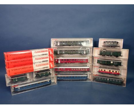 Sixteen boxed Fleischmann H0 Scale Coaches and Wagons including Nos. 5153, 5136, 5155, 5055, 5051, 5060, 5137, etc. 