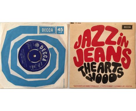 THE ARTWOODS - JAZZ IN JEANS EP (ORIGINAL UK RELEASE - DECCA DFE 8654). A very well presented original UK 1966 copy of the fa